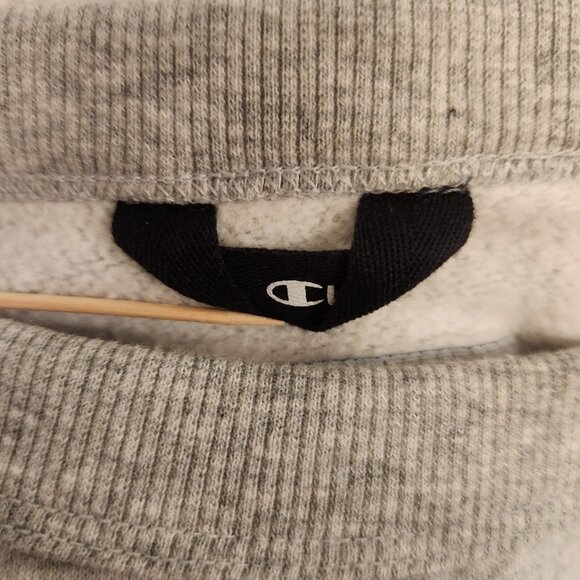 Champion Sweatshirt Logo Urban Fleece Pullover Front Pocket Unique Small EUC - Picture 11 of 14